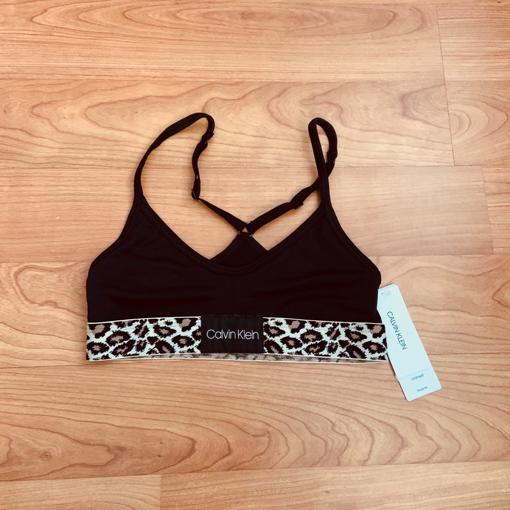 ♥️ Calvin Klein Animal-Print Unlined Bralette - Picture 2 of 5